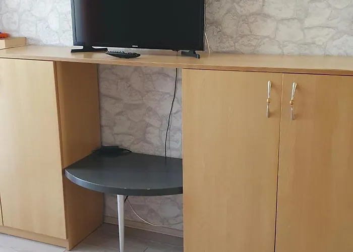 شقة Greti
